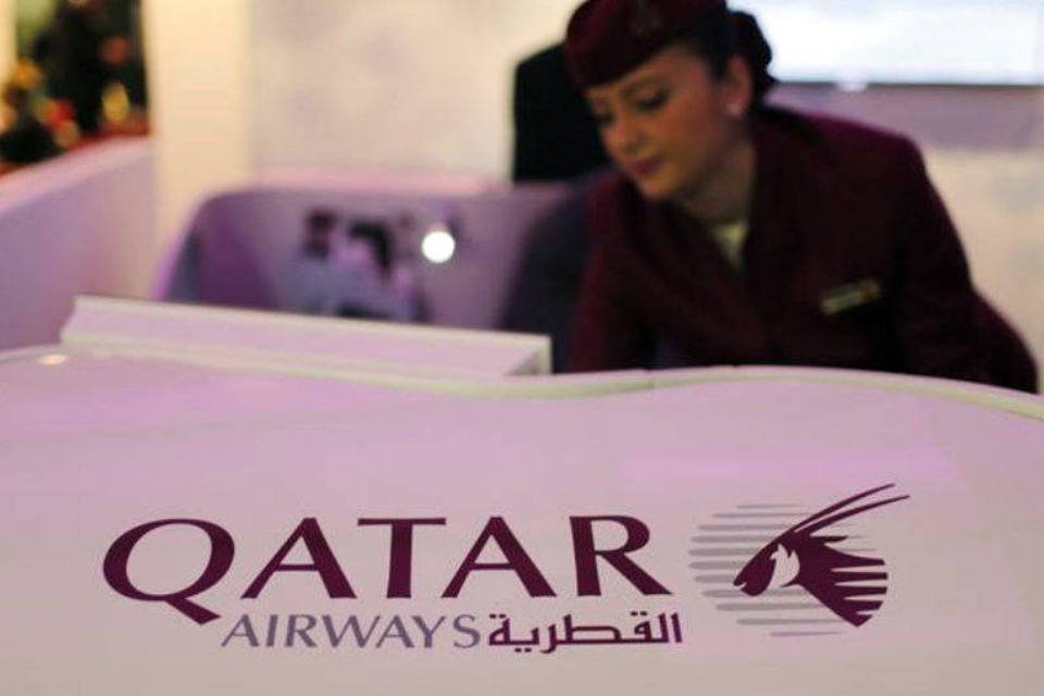 
	Comiss&aacute;ria de bordo em avi&atilde;o da Qatar Airways: segundo as novas disposi&ccedil;&otilde;es, aeromo&ccedil;as gr&aacute;vidas poder&atilde;o exercer um trabalho tempor&aacute;rio nos escrit&oacute;rios
 (Ahmed Jadallah/Reuters)