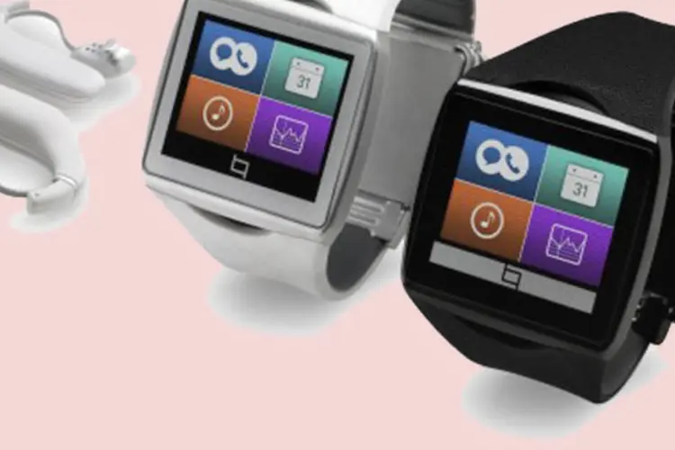 Relógio inteligente da Qualcomm: smartwatch ainda deve servir para a Qualcomm mostrar sua tecnologia WiPower LE, para recarregamento sem fio de bateria (Reprodução)