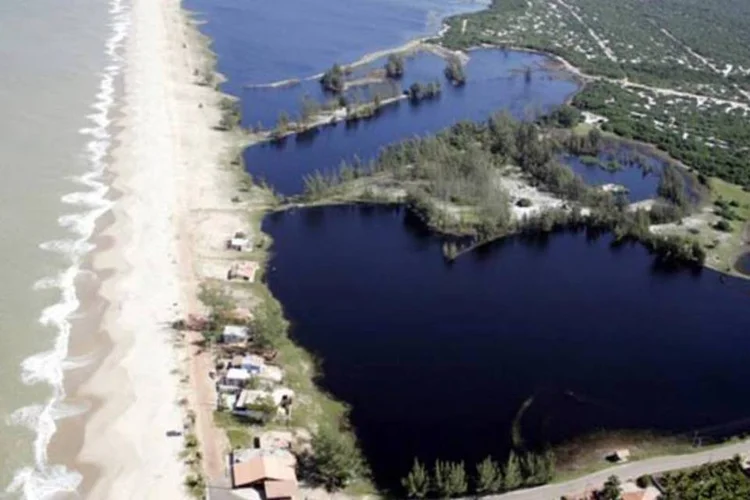 A cidade de Quissamã , quarta no ranking, também se benefícia da presença da indústria de petróleo (Rômulo Campos/Wikimedia Commons)