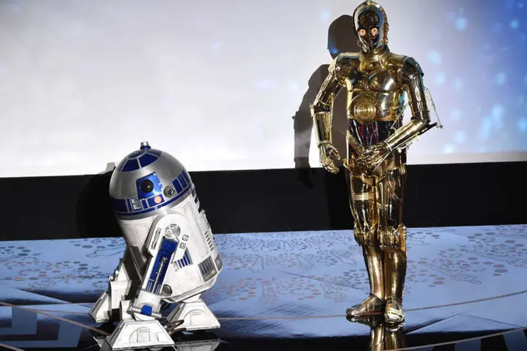 
	R2D2 e C3PO no Oscar: o site de Dyson informa que ele foi encarregado de construir oito vers&otilde;es diferentes de R2D2 para os filmes da s&eacute;rie Star Wars
 (Kevin Winter/ Getty Images)