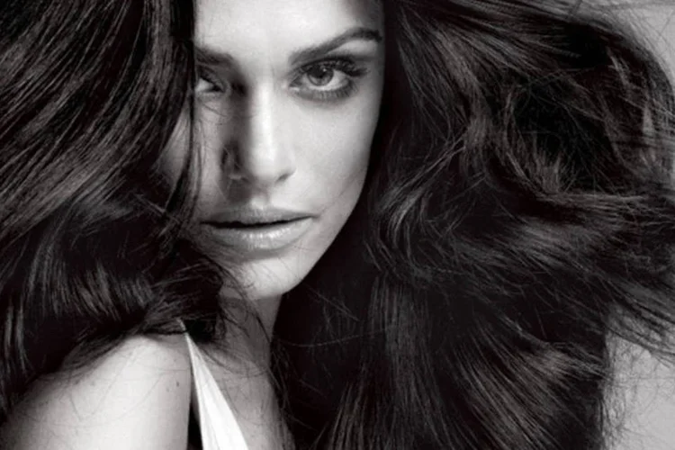 Rachel Weisz: mais de 100 mulheres acusaram Harvey Weinstein de assédio sexual, abusos ou estupros (LOréal Paris/Reprodução)