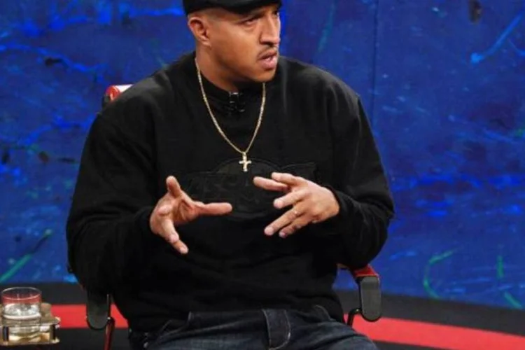 Mano Brown, com sua característica voz grave e soturna no Racionais, é talvez um dos maiores rappers do Brasil (Divulgação/TV Cultura)