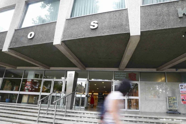 
	Centro Cultural Polon&ecirc;s: &quot;Estamos chocados e profundamente preocupados com os recentes epis&oacute;dios de insultos xenof&oacute;bicos&quot;
 (Neil Hall / Reuters)