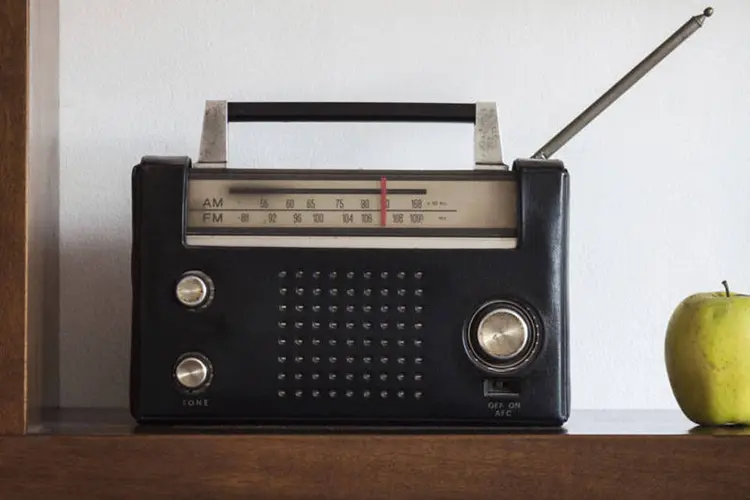Rádio: a Noruega está há anos preparando a transição e o DAB e o FM convivem desde 1995 (Thinkstock)
