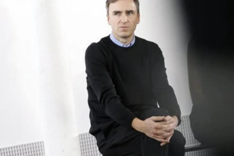 
	Raf Simons, estilista da Dior :&quot;&eacute; uma decis&atilde;o totalmente baseada no meu desejo de focar em outros interesses em minha vida&quot;
 (©AFP/Arquivo / Alexander Klein)