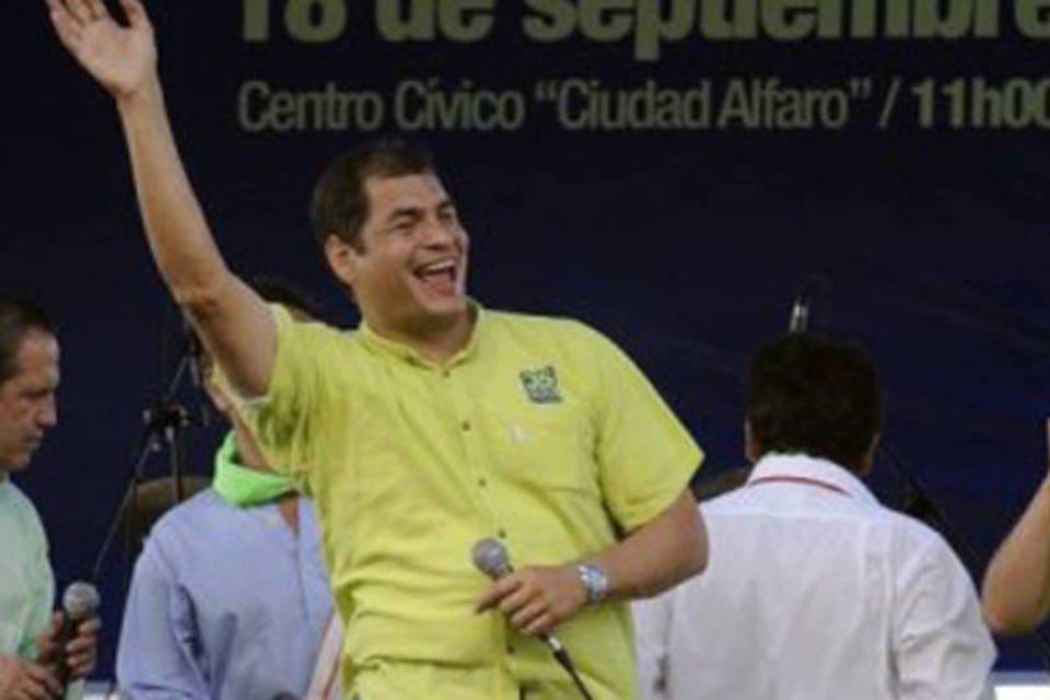 Correa diz ser vítima de conspiração de ex-presidente