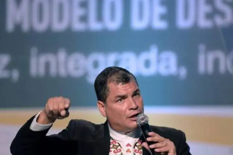 O presidente do Equador, Rafael Correa: "reuniremos mais de grupos políticos da América Latina em um encontro internacional contra a restauração conservadora" (Johan Ordonez/AFP)