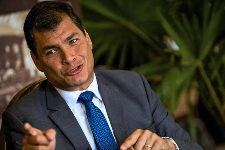
	Rafael Correa: em dezembro, a Assembleia Nacional aprovou emendas constitucionais, entre elas uma que permite a reelei&ccedil;&atilde;o indefinida de autoridades eleitas por voto popular
 (Meridith Kohut/Bloomberg)