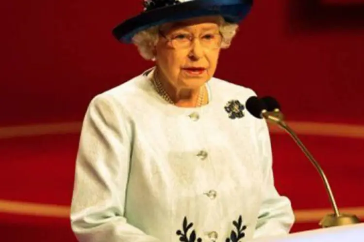 A rainha falou à maioria dos governantes dos 54 países que compartilham laços com o Reino Unido e que estavam presentes na cerimônia (John Donegan/AFP)