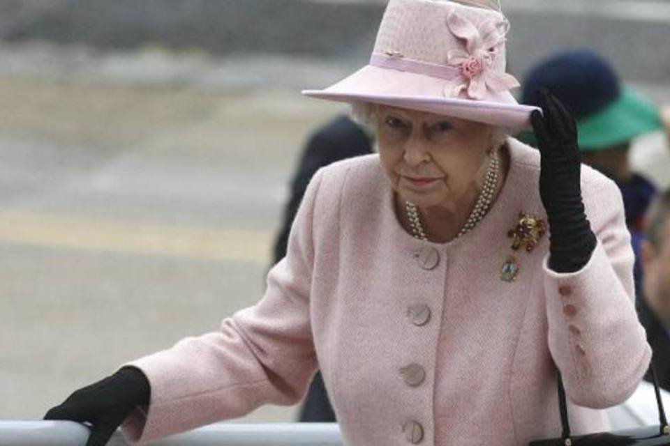 Rainha Elizabeth II visitará pela primeira vez a Irlanda