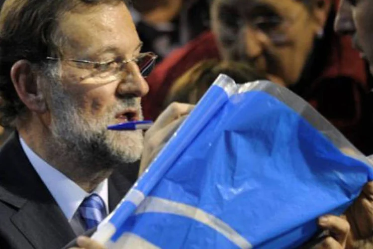 Segundo Rajoy, será preciso realizar cortes em todas as áreas orçamentárias, com exceção da previdência
 (Luis Gene/AFP)