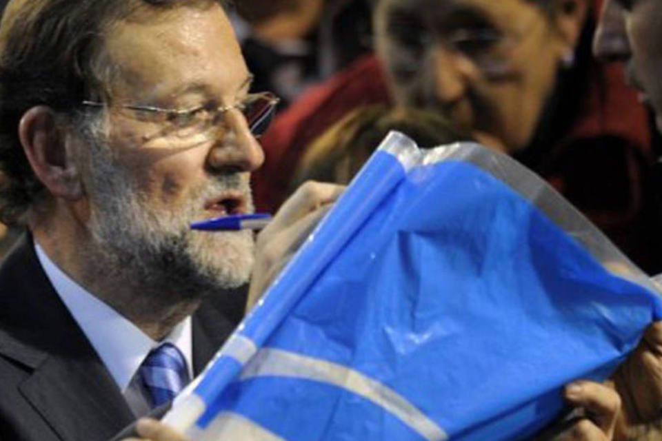 Rajoy destaca necessidade de cortes