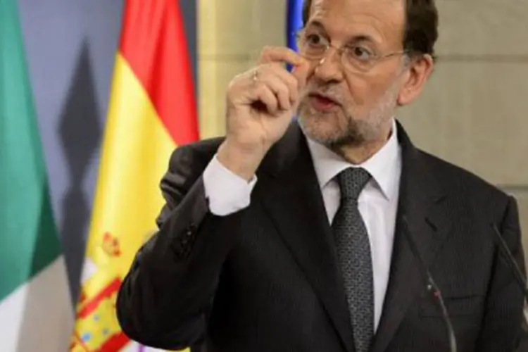 
	Mariano Rajoy: com cortes, primeiro-ministro teme perder cerca de 20 bilh&otilde;es de euros de fundos ligados aos setores de pesca, agricultura e de desenvolvimento no or&ccedil;amento de 2014 a 2020
 (©AFP / Javier Soriano)