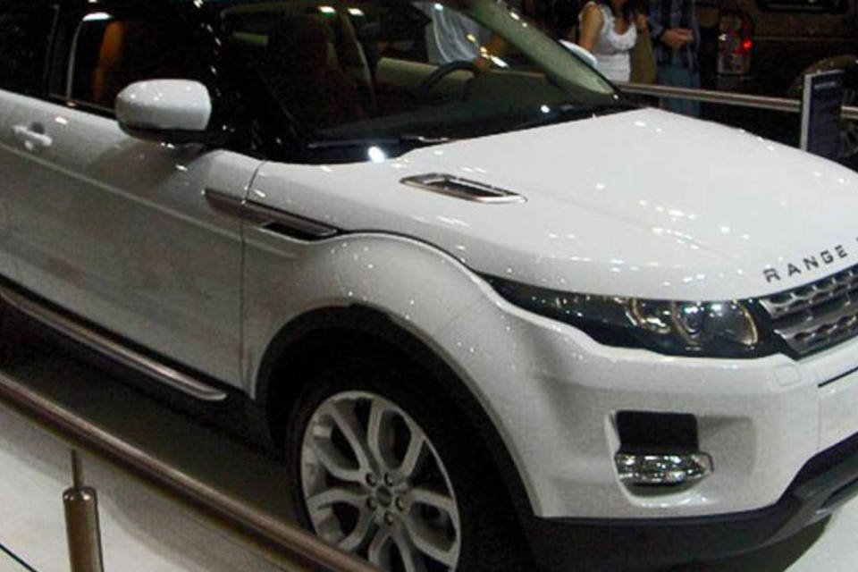 Vendas da Jaguar Land Rover impulsionam lucro da Tata Motors