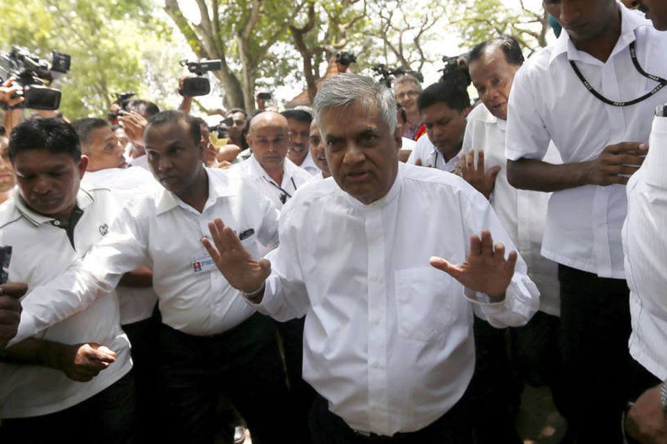 Primeiro-ministro do Sri Lanka comemora vitória eleitoral
