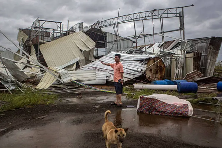 Destruição causada pelo tufão Rammasun na China (REUTERS/Stringer)