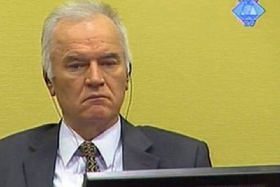 Promotoria usa vídeos de Mladic para acusá-lo de genocídio