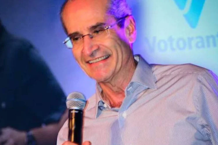 
	Raul Calfat: executivo deixa a presid&ecirc;ncia da Votorantim Industrial para comandar o Conselho Administrativo da&nbsp;Votorantim Participa&ccedil;&otilde;es
 (Divulgação)