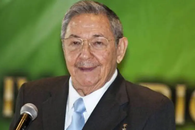 Raúl Castro: No banquete, ele cantou a célebre canção maoísta ''O Leste é Vermelho''  (Frederic Dubray/AFP)