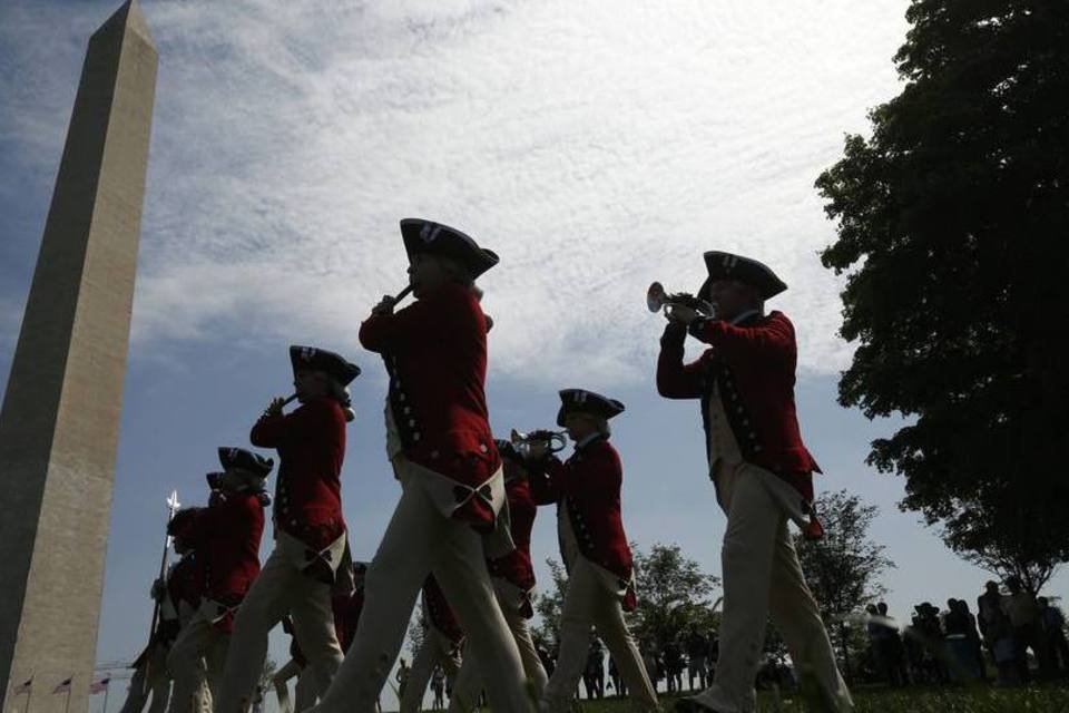 Monumento a Washington é reaberto após terremoto de 2011