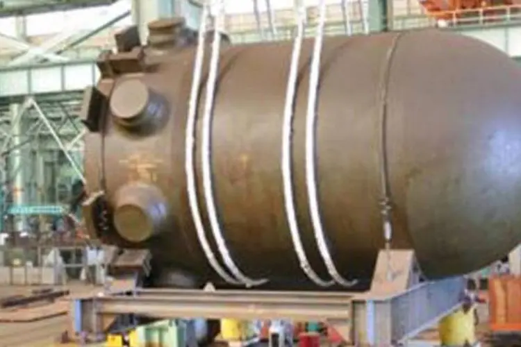 Parte do reator de Angra 3: novas usinas deverão custar cerca de R$ 9 a R$ 10 bi cada (Divulgação/Eletronuclear)