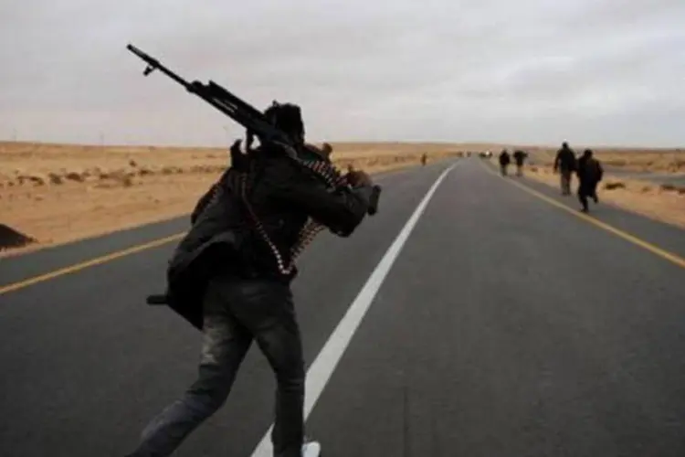 Rebelde na Líbia: observadores otimistas chegaram a pensar que regime cairia rapidamente (Roberto Schmidt/AFP)