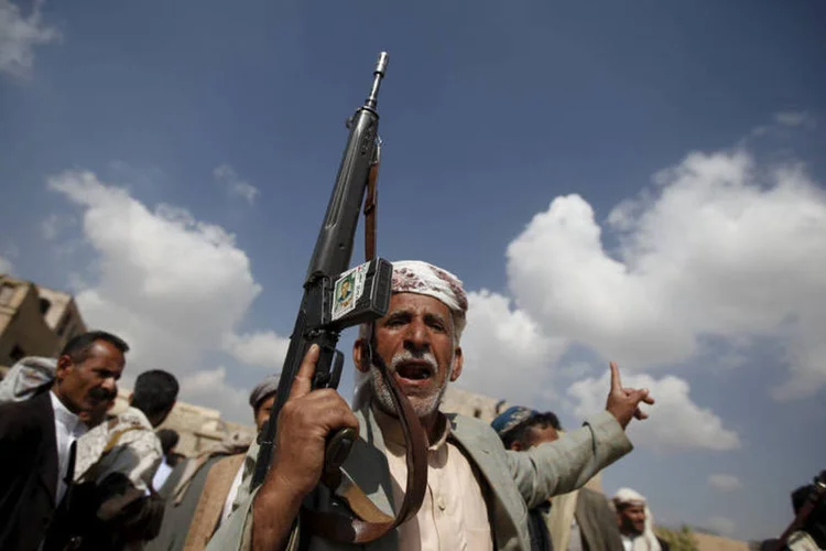 
	Cessar-fogo: &quot;Os pa&iacute;ses da agress&atilde;o e seus mercen&aacute;rios n&atilde;o cumpriram, em absoluto, a cessa&ccedil;&atilde;o de hostilidades pedida pela ONU&quot;
 (Khaled Abdullah  / Reuters)