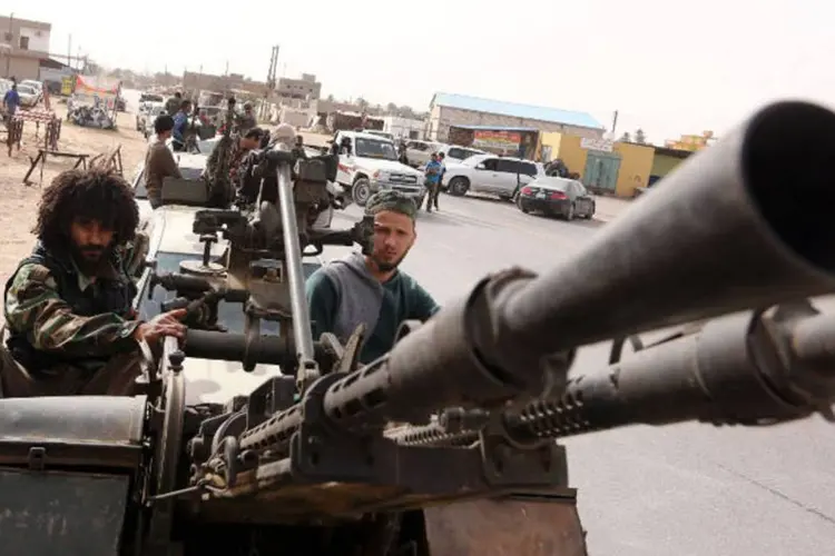 
	Terrorismo: os jihadistas do EI estabeleceram seu reduto na cidade costeira de Sirte
 (Mahmud Turkia / AFP)