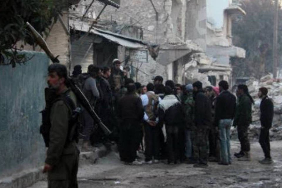 Rebeldes se apoderam de QG de grupo jihadista em Aleppo