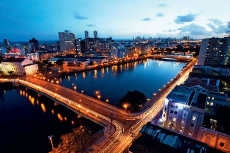 
	Recife: na capital pernambucana, o IPC-S caiu de 0,40% para 0,20%
 (LUSCO/EXAME)