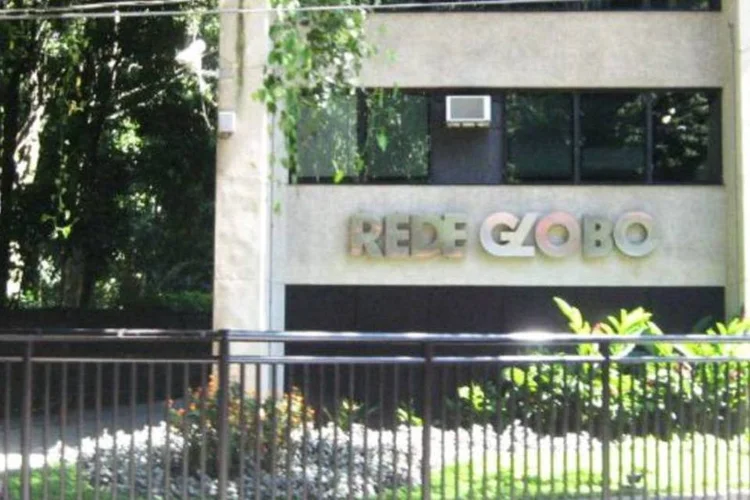 
	Desde que saiu do maior calote no mercado de renda fixa brasileiro em 2005, a Globo acumulou mais caixa do que qualquer outro grupo de m&iacute;dia da regi&atilde;o
 (Wikimedia Commons/Reprodução)