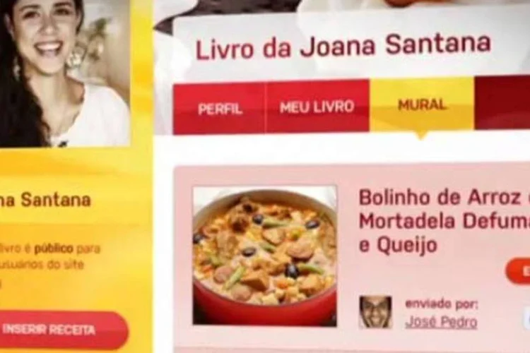 Página que simula o livro de receitas de uma usuária da rede social (Reprodução)