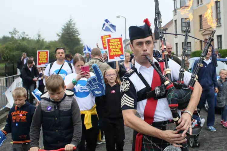 Escócia: eleitores devem responder "sim" ou "não" à pergunta: "A Escócia deve ser um país independente?" (Paul Hackett/Reuters)