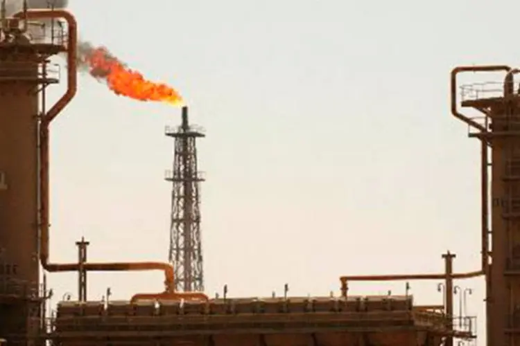 A refinaria de petróleo de Biji, na província de Saladino e a principal do Iraque (Stan Honda/AFP)