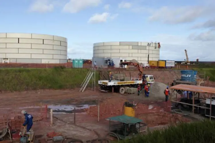 
	Obras da Refinaria do Nordeste, da Petrobras: TCU viu irregularidades em contratos
 (Sergio Moraes/Reuters)