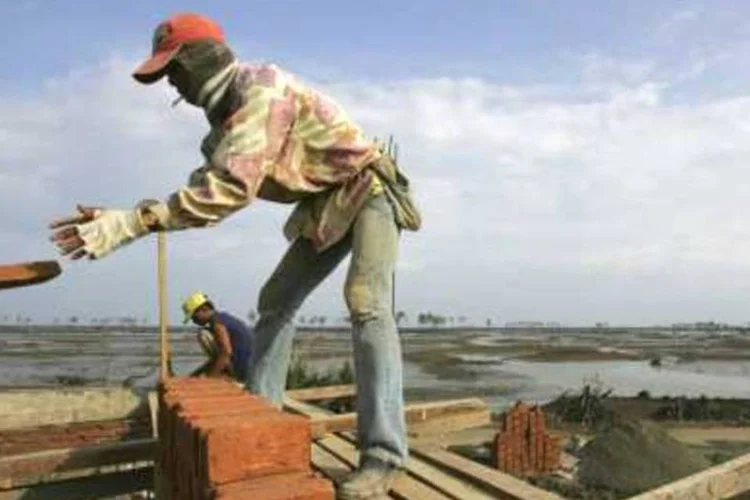 Indústria de materiais de construção já prevê aumento de 15% na receita anual (.)