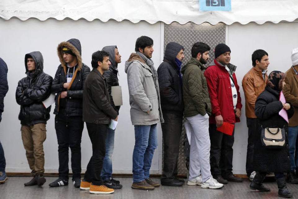 Número de refugiados que chegam à Alemanha diminui