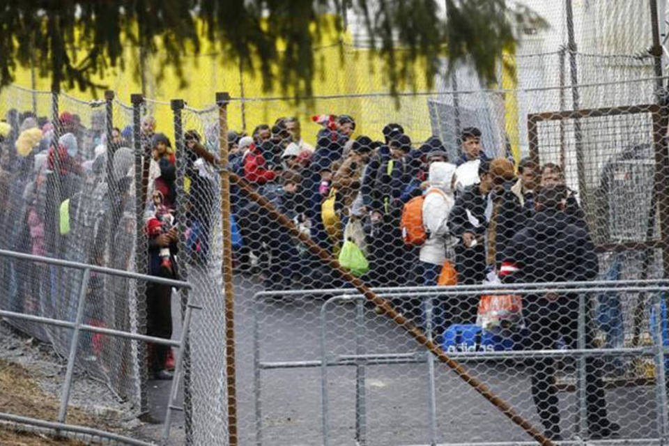 Áustria aplica plano para limitar demandas diárias de asilo