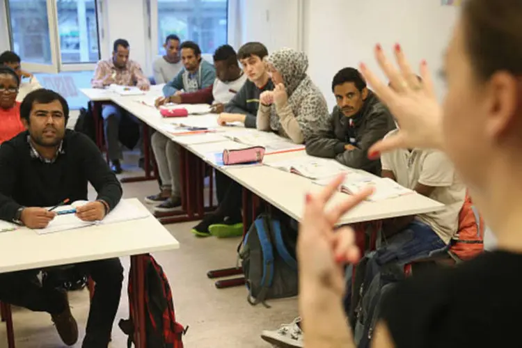 
	Refugiados na escola: curso de portugu&ecirc;s foi criado no ano passado, em uma parceria entre a Embaixada dos Estados Unidos, a Mesquita Brasil e a Miss&atilde;o da Paz
 (Getty Images)
