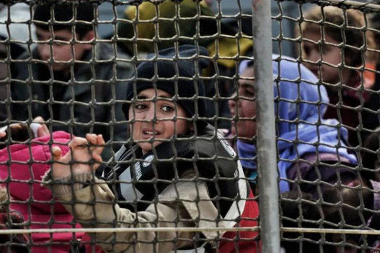 
	Refugiados: a grande maioria dos imigrantes e refugiados mais recentes s&atilde;o oriundos de S&iacute;ria, Afeganist&atilde;o e Iraque
 (Aris Messinis / AFP)