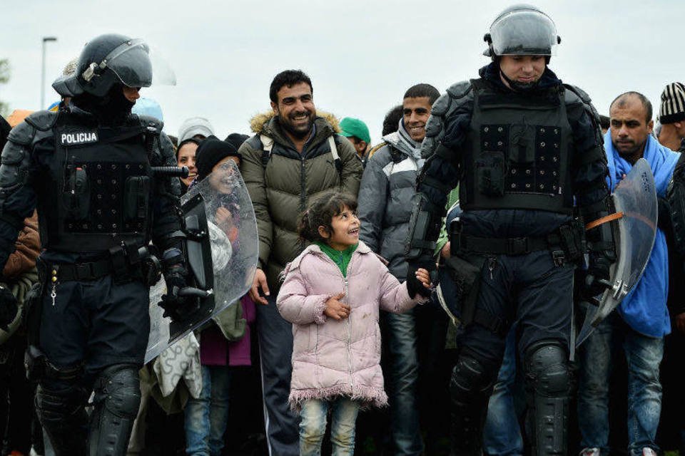 Espanha recebe primeiros refugiados em distribuição pela UE