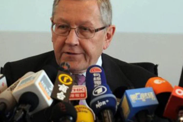 Klaus Regling: chefe do fundo de resgate da zona do euro disse que orçamento grego está tendo um desempenho melhor do que esperado (Peter Parks/AFP)