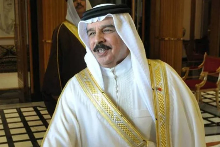 Hamad al-Khalifa: Irã quer retirada das tropas estrangeiras do Bahrein (Getty Images)