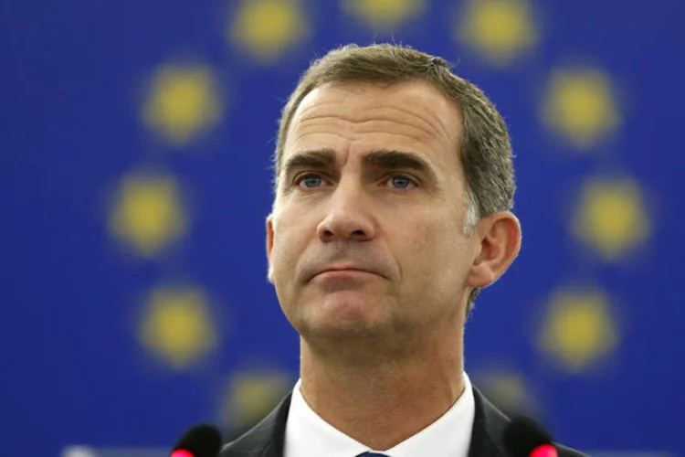 
	Rei Felipe VI da Espanha: &quot;S&atilde;o centenas de milhares os refugiados que perseguem um projeto de esperan&ccedil;a, que veem na Uni&atilde;o um territ&oacute;rio de paz, prosperidade e justi&ccedil;a&quot;, insistiu
 (Reutes / Vincent Kessler)