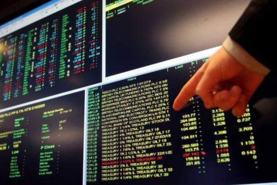 Ações recuam; CAC cai após rebaixamento da França