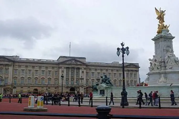 Palácio de Buckingham: petição online na Inglaterra conta com mais de seis mil assinaturas que pedem que o browser seja atualizado para uma versão mais recente