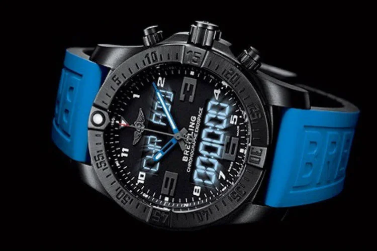 
	Breitling Exospace B55 &eacute; um rel&oacute;gio inteligente que apresenta fun&ccedil;&otilde;es para pessoas ligadas &agrave; avia&ccedil;&atilde;o
 (Divulgação/WatchTime Brasil)