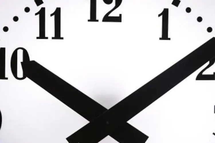 Novos relógios de precisão: aparelhos são muito mais precisos que o relógio atômico de césio empregado para definir a duração do segundo (Jean-Sebastien Evrard/AFP)