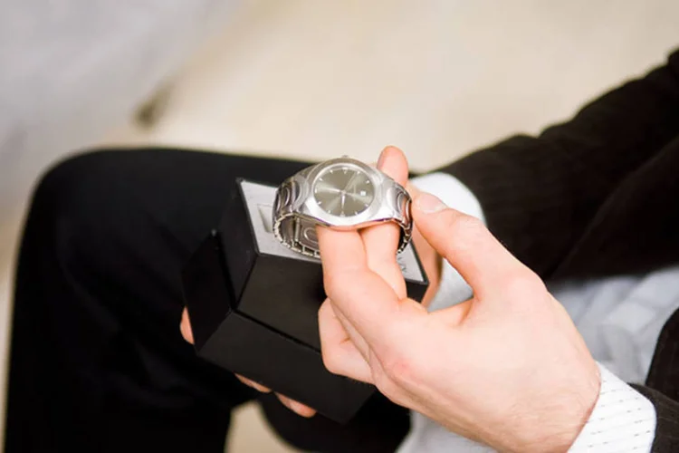 Relógios luxuosos (ThinkStock)