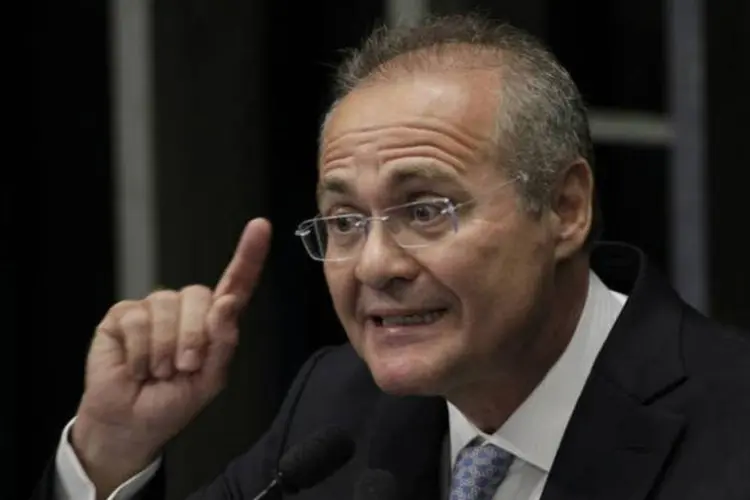 
	Renan Calheiros: &quot;Eu n&atilde;o sou a favor, mas n&atilde;o significa que a mat&eacute;ria n&atilde;o v&aacute; tramitar no Senado Federal&quot;.
 (Ueslei Marcelino/Reuters)